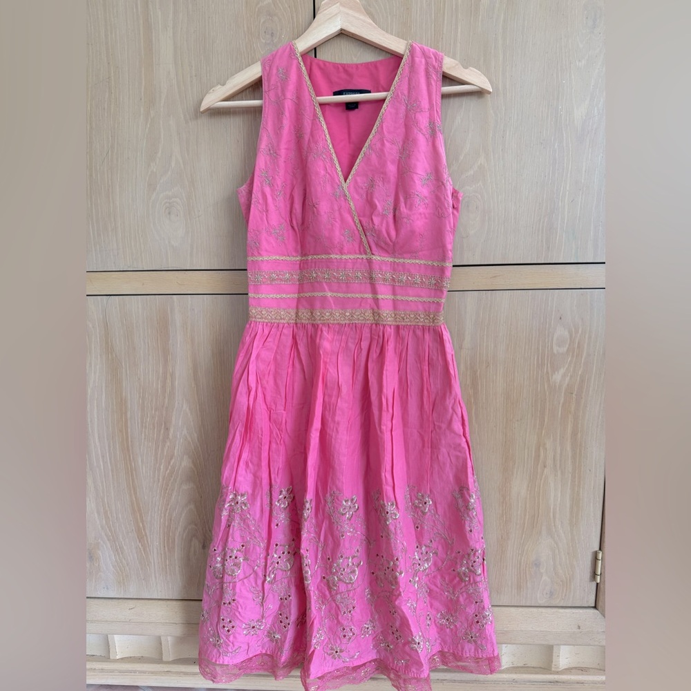 Express Dress size 0 - Gold and Coral